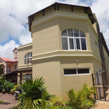 Villa Narmada Grand Baie Exterior photo