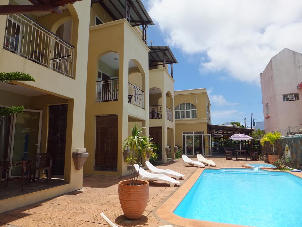 Villa Narmada Grand Baie Exterior photo