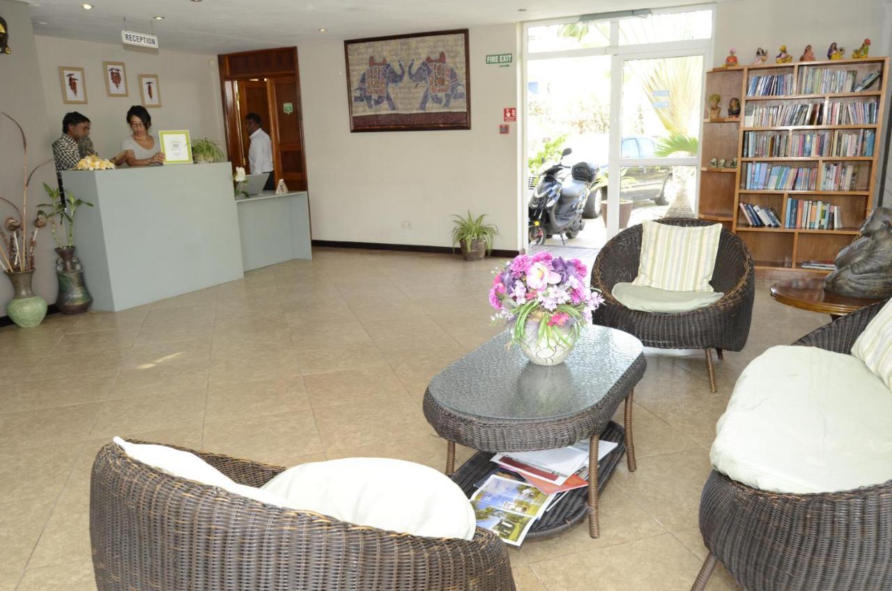 Villa Narmada Grand Baie Exterior photo