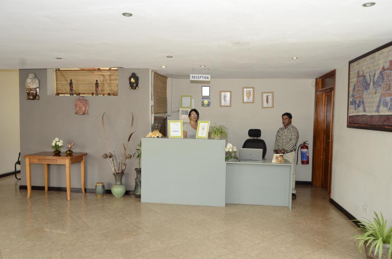 Villa Narmada Grand Baie Exterior photo