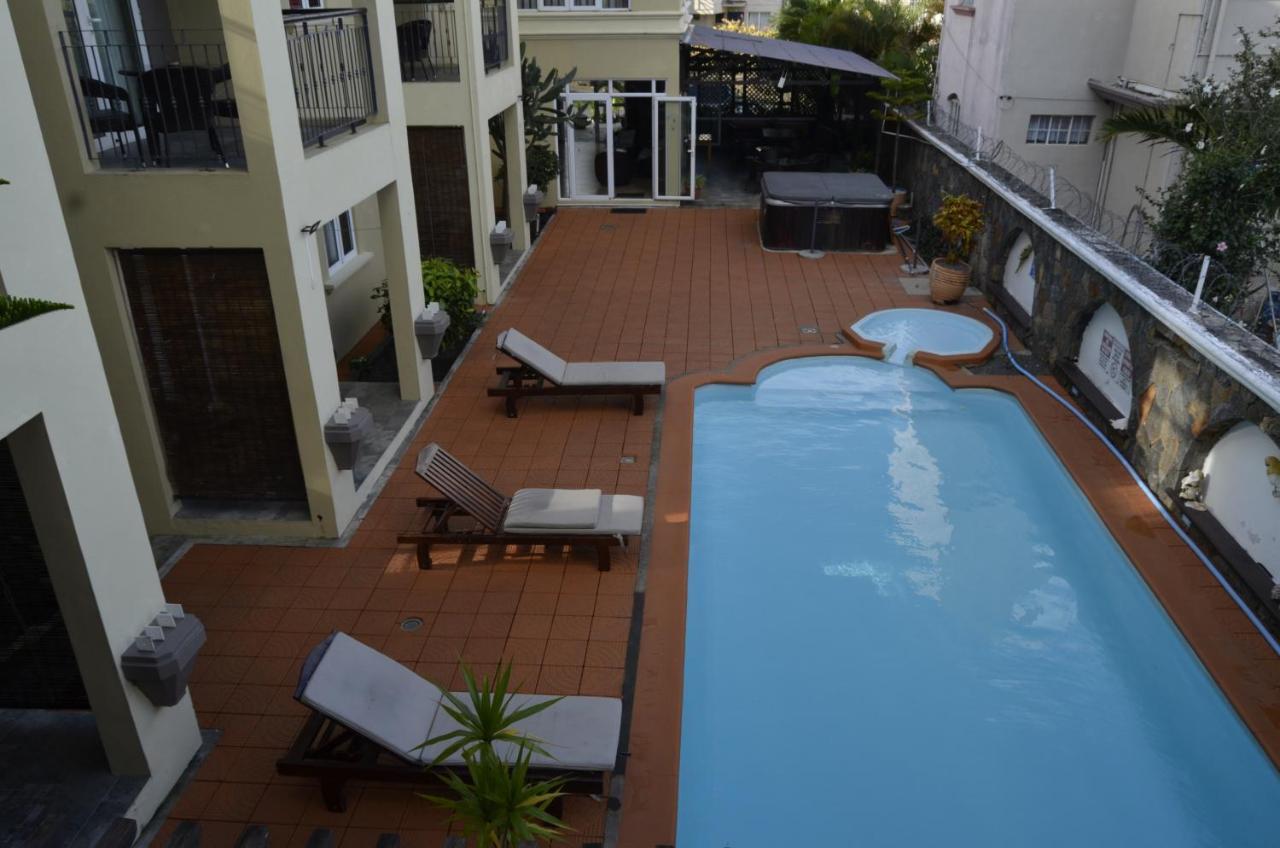Villa Narmada Grand Baie Exterior photo