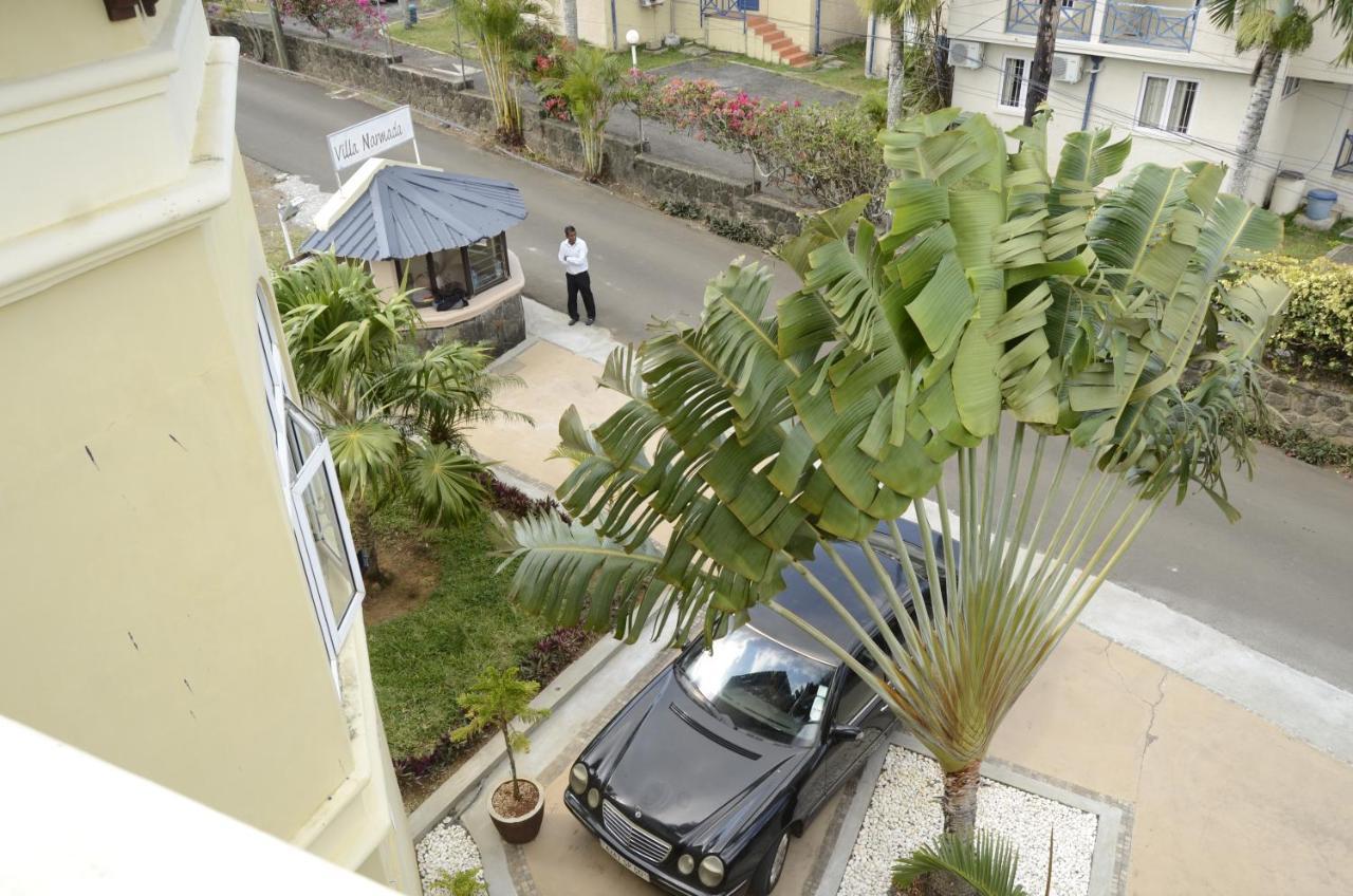 Villa Narmada Grand Baie Exterior photo