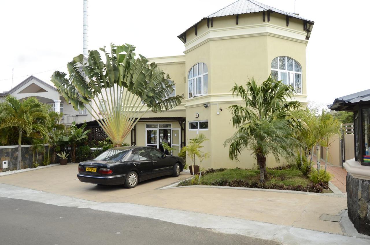 Villa Narmada Grand Baie Exterior photo